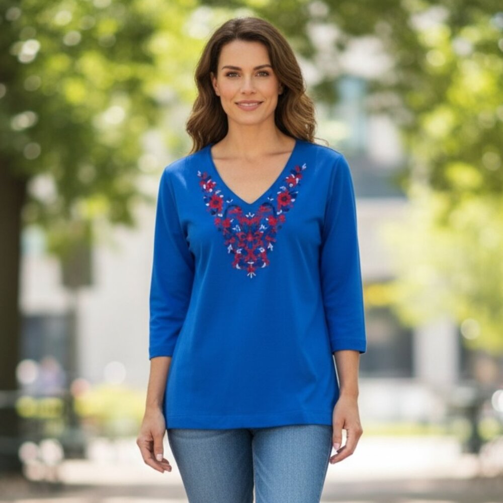 Susan Graver Weekend Knit Embroidered Tunic Top Size L Blue #257F